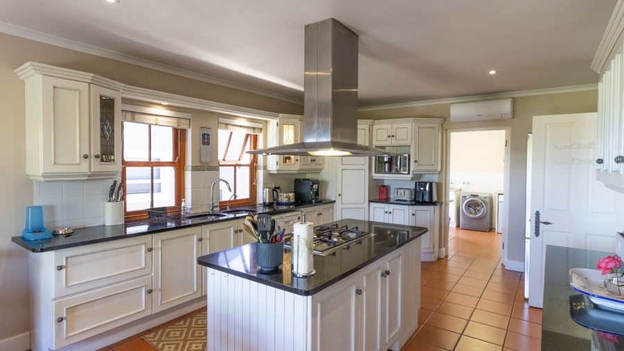 4 Bedroom Property for Sale in Onrus Western Cape